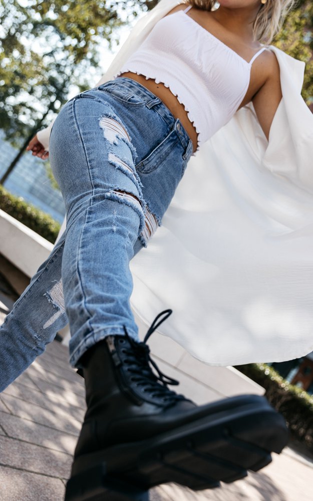 Jeans Marloes Hellblau Coole Boyfriend Jeans Mit Destroyed Details