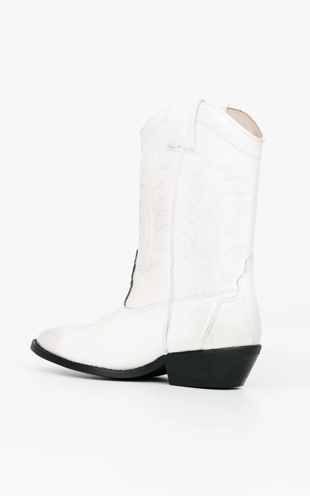 Leather cowboy heels White