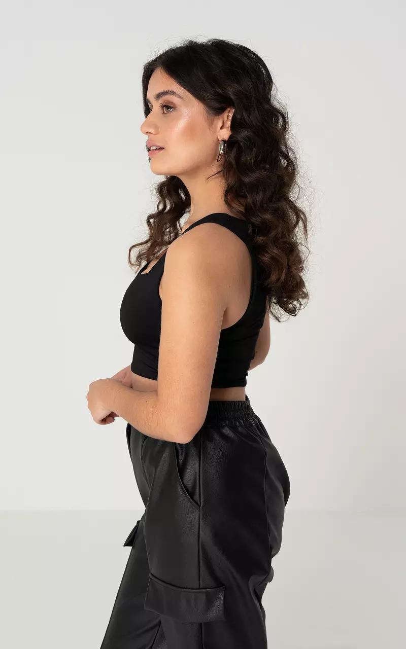 Cropped top with a square neckline Black