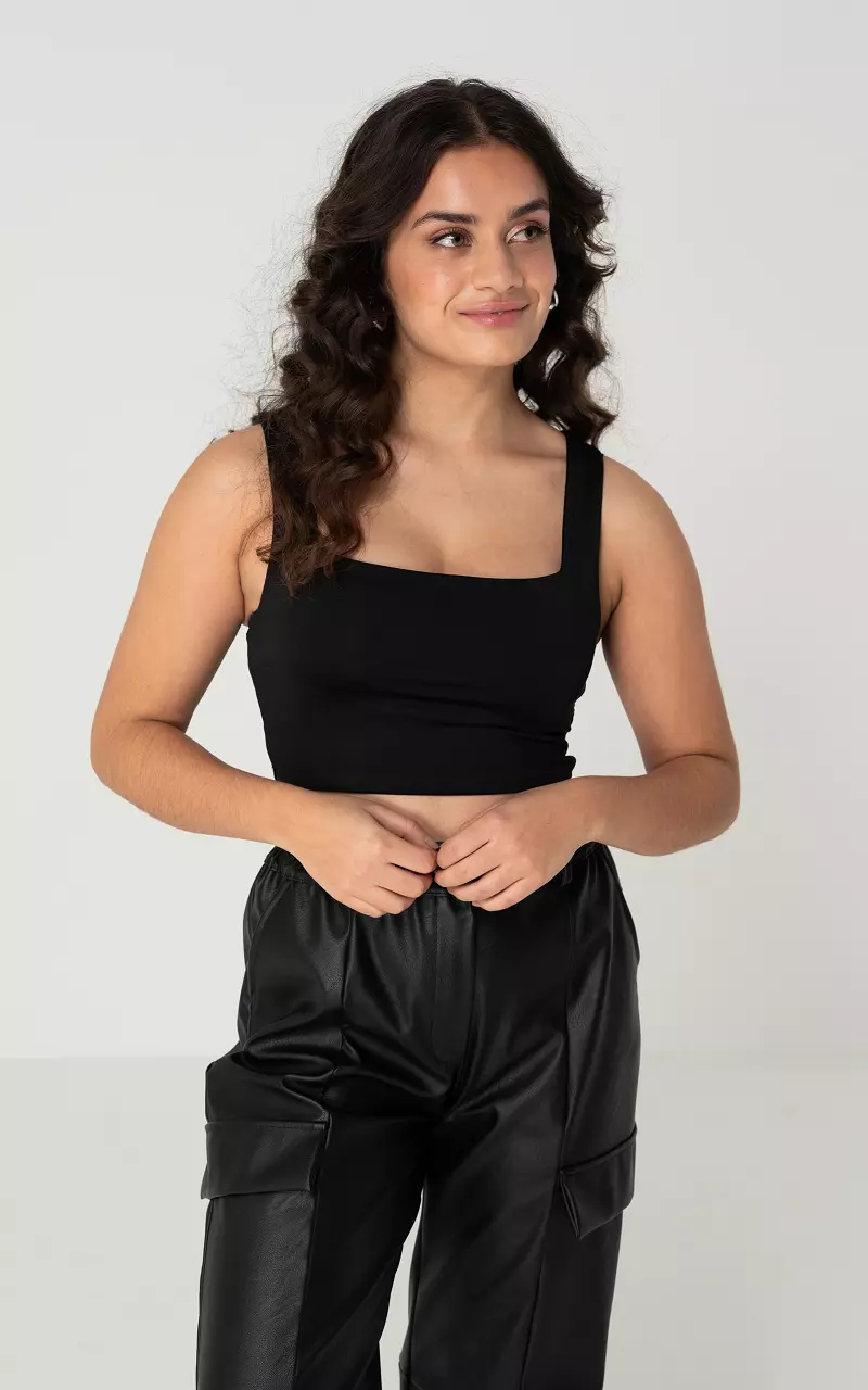 Cropped top with a square neckline Black
