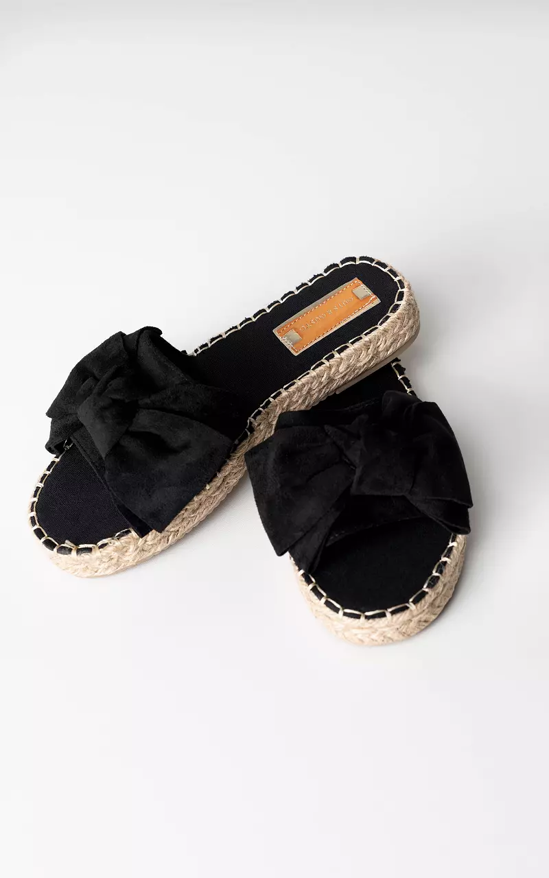 Slip-on sandals with woven soles Black