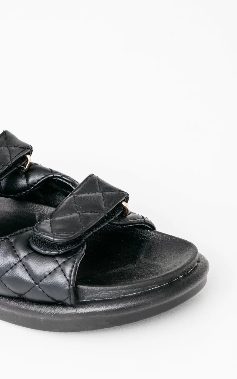 Sandals with velcro Black