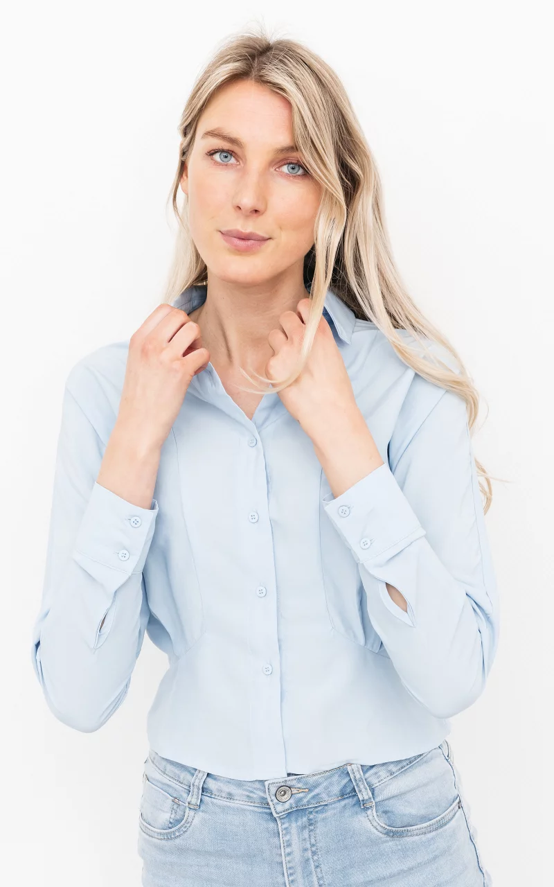Taillierte Basic-Bluse Hellblau