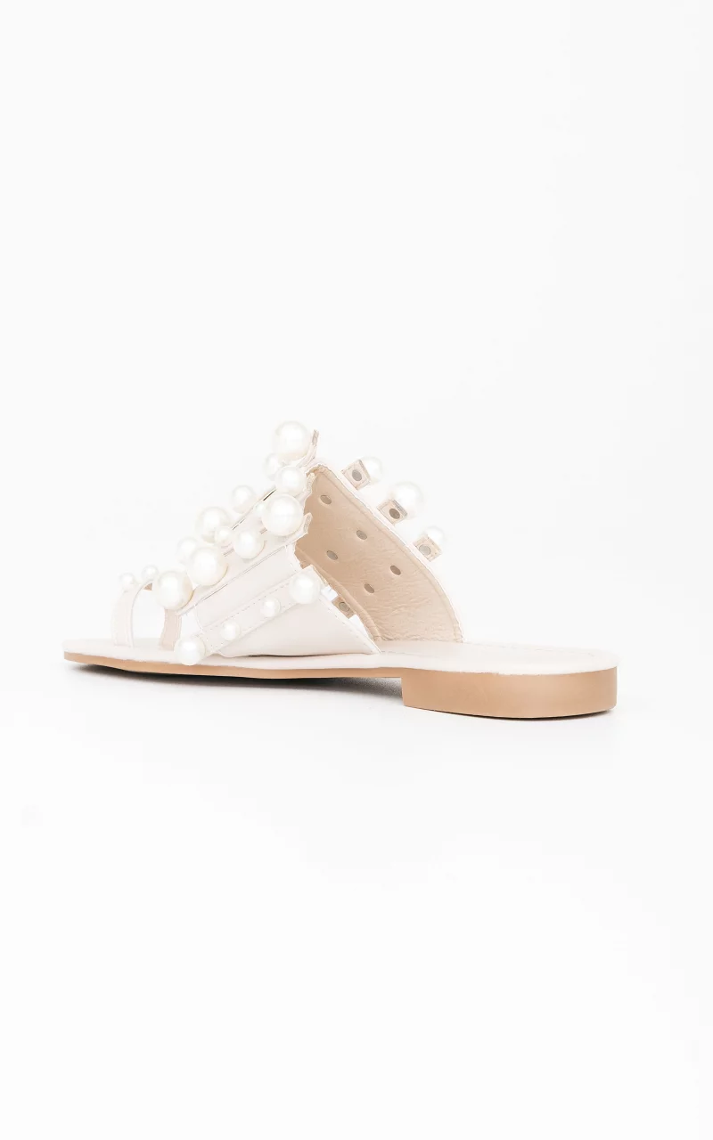 Slip-on sandals with pearls Beige White