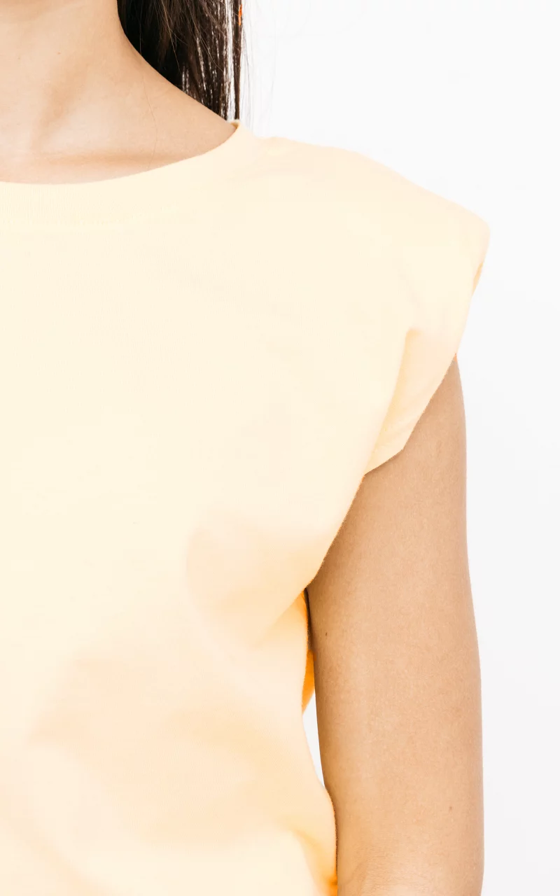 Basic top met schouderpads Geel