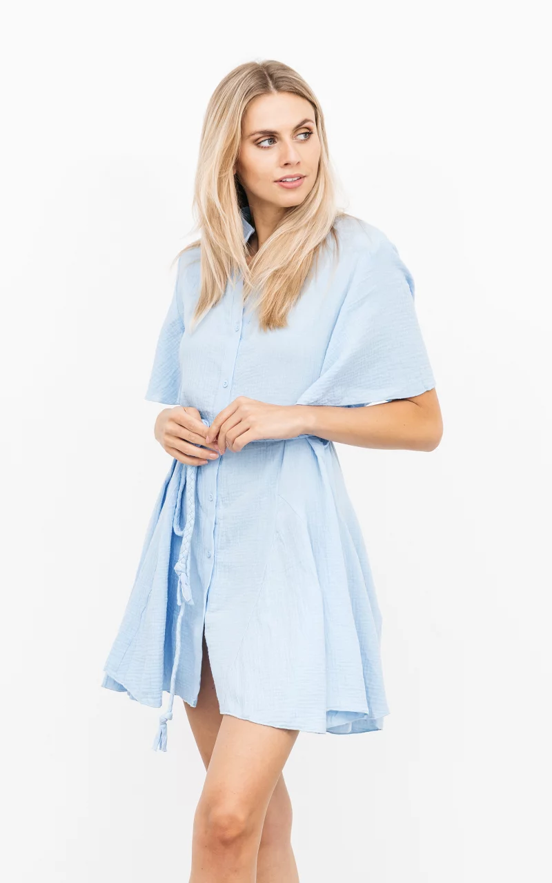 Dress with buttons and a waist-tie Light Blue