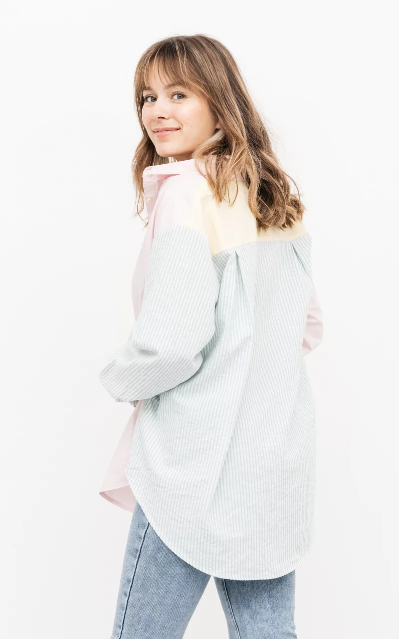 Blouse met knoopjes en borstzakje Lichtroze Geel