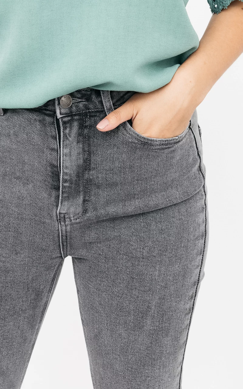 High-Waist Skinny Jeans Grau
