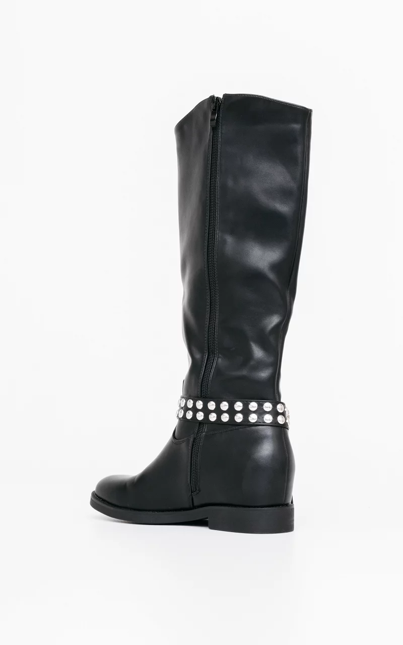 Coole Stiefel mit Ziernieten Schwarz