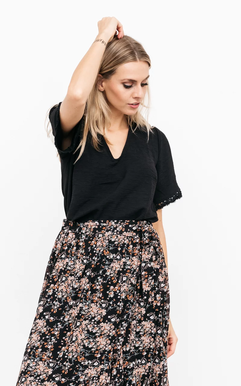 V-neck top with embroidery Black