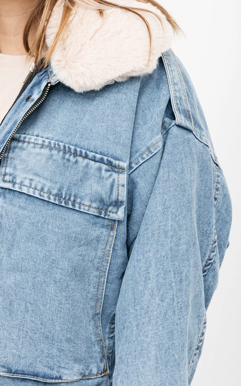 Jeansjacke mit abnehmbarem Fell Blau Creme
