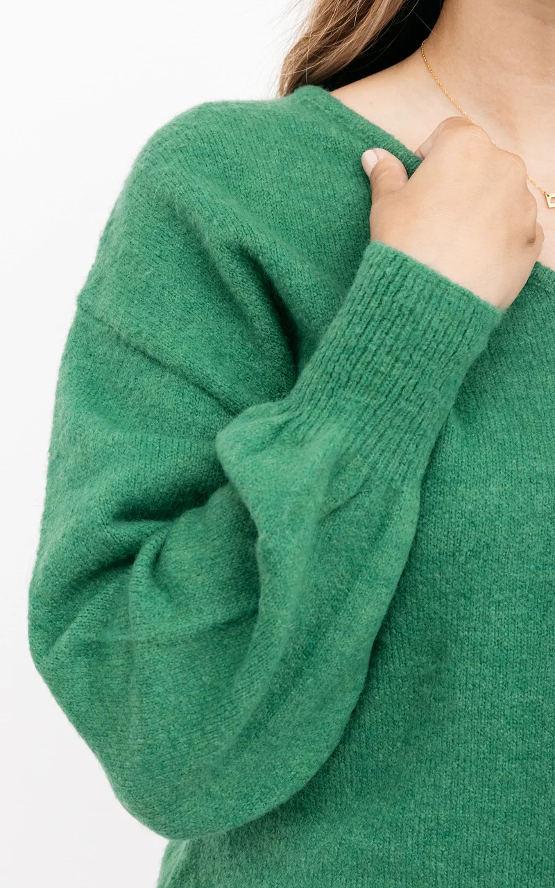 V-neck sweater Green