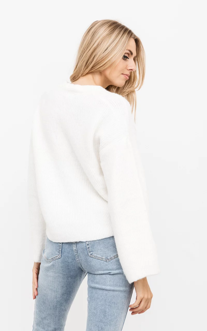 Sweater with wide sleeves Cream