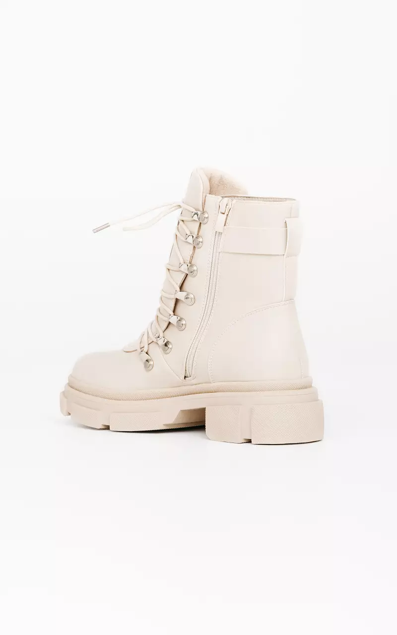Lace-up boots with thick sole Beige