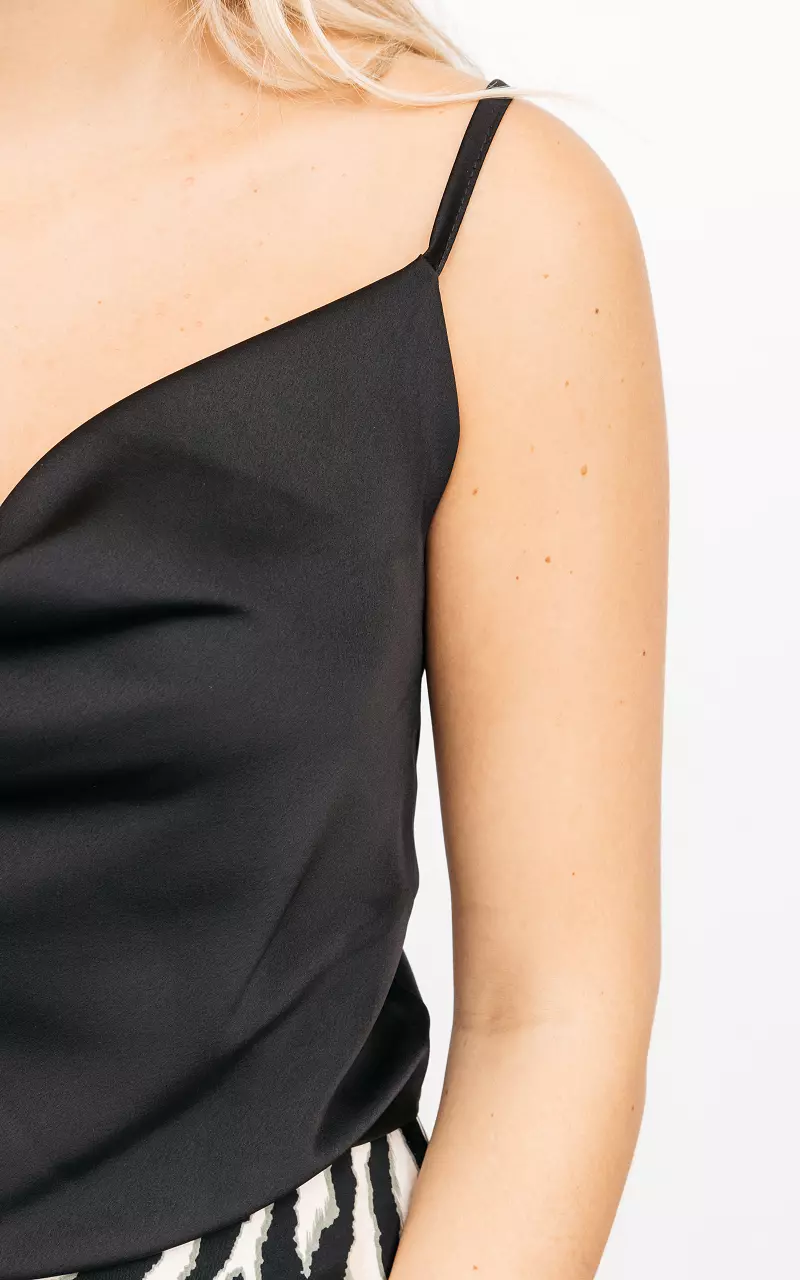 Top with waterfall neckline Black