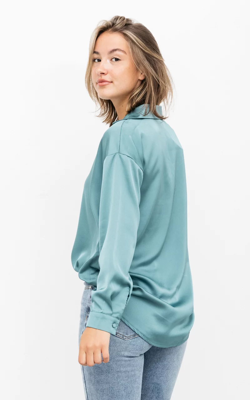 Satin-look blouse with buttons Aqua