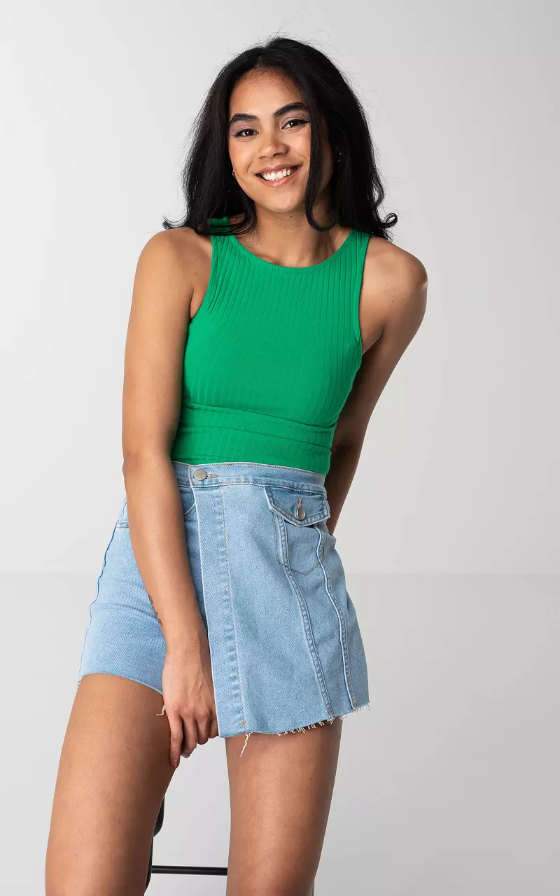 Basic top with round neck Green