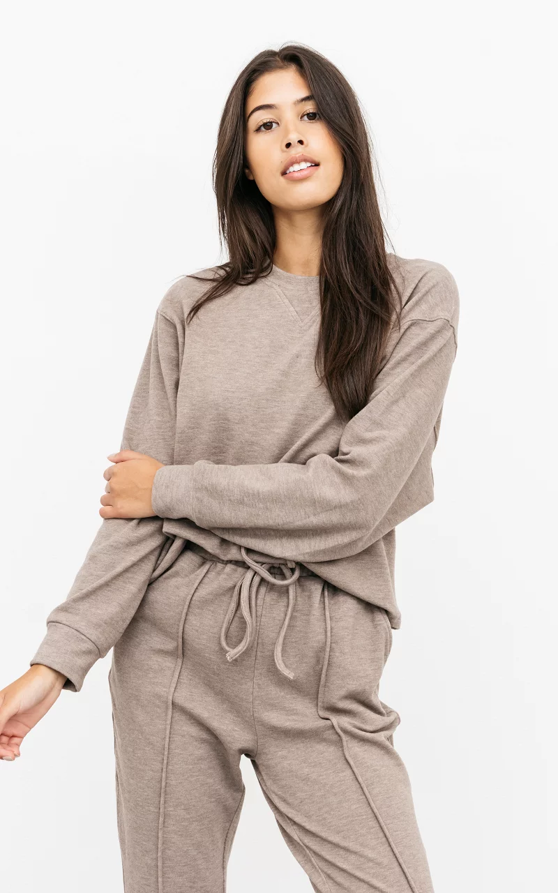 Comfy set with sweater and pants Taupe