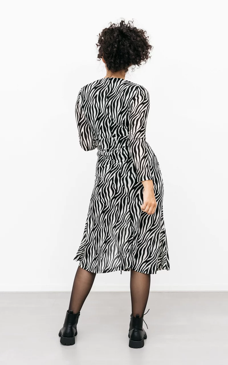 Zebraprint jurk met split Zwart Creme