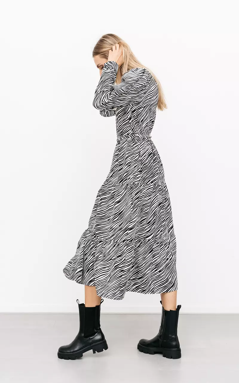 V-hals jurk met strikdetail Wit Zwart