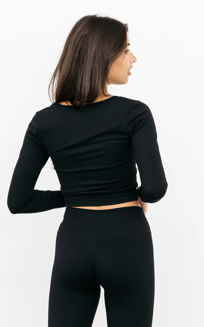 Long-sleeved, cropped sports top  Black