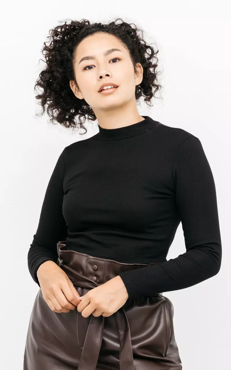 Ribbed top with turtleneck Black