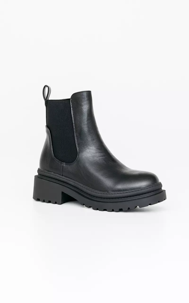 Chelsea boots Black