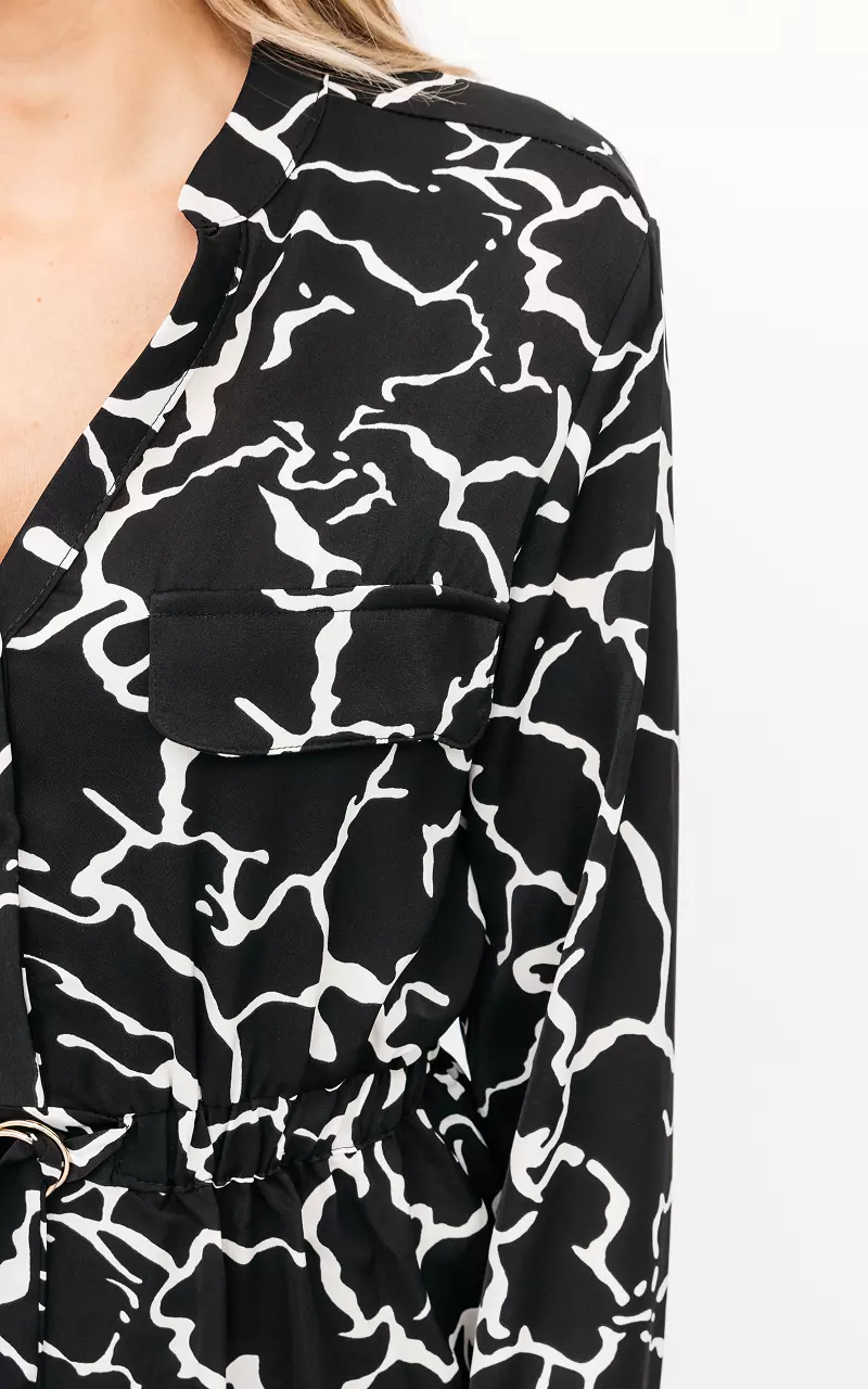Printed dress with buttons Black White