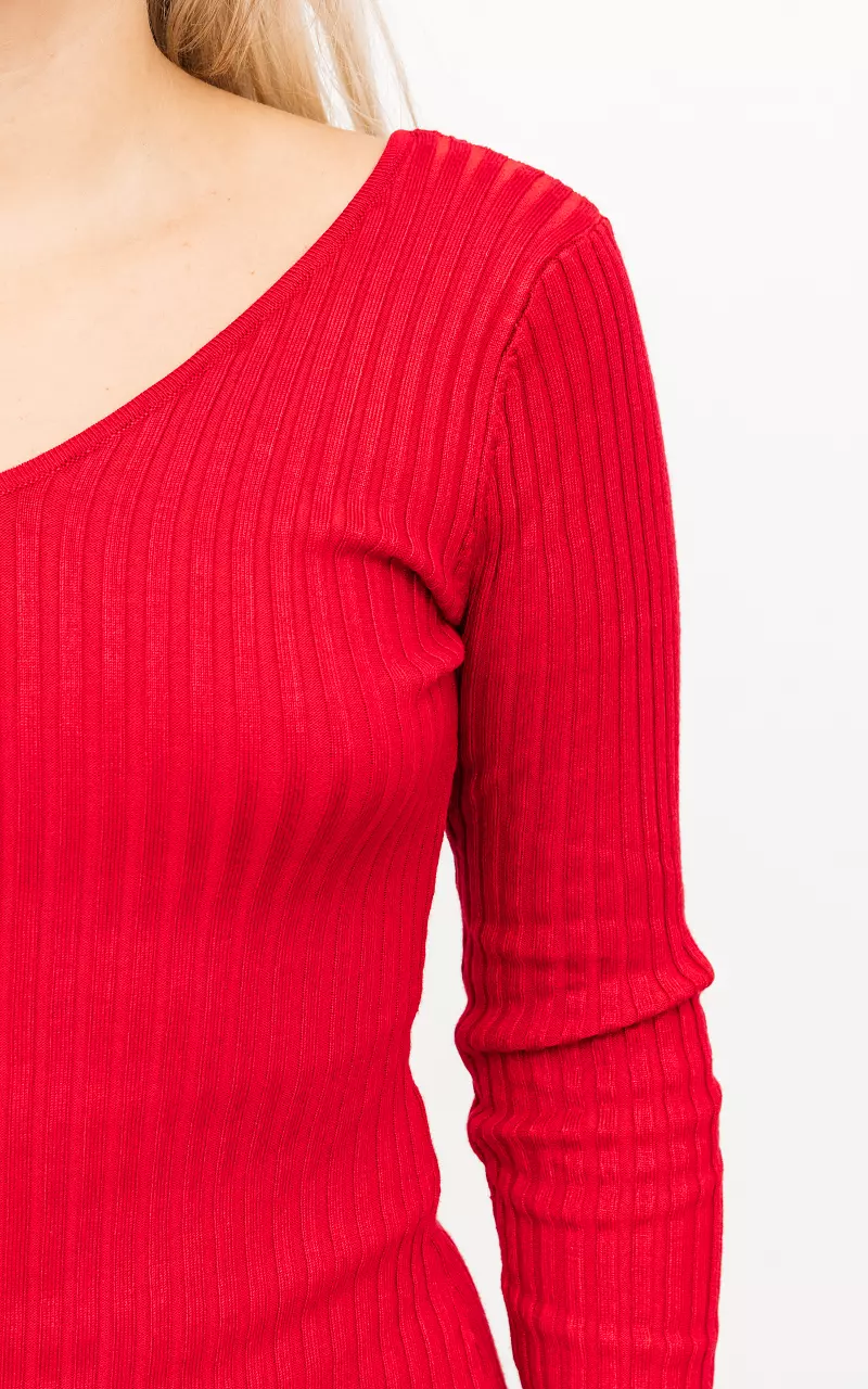 V-neck dress Red