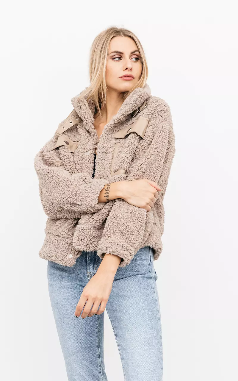 Cropped teddy jacket Taupe