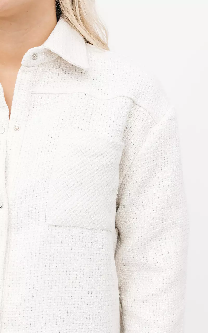 Tweed-Bluse mit Druckknöpfen Creme Silber
