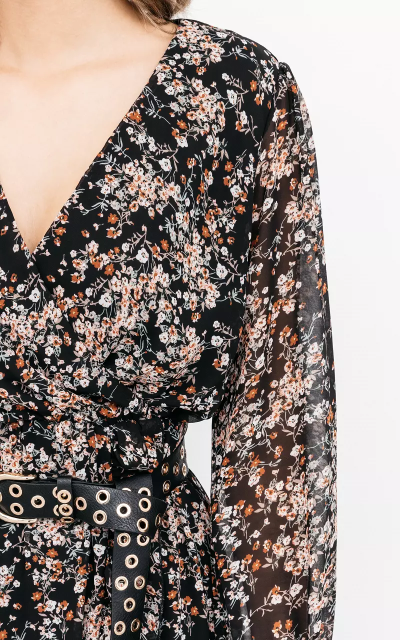 Florales Maxi-Kleid mit Volant Schwarz Rost