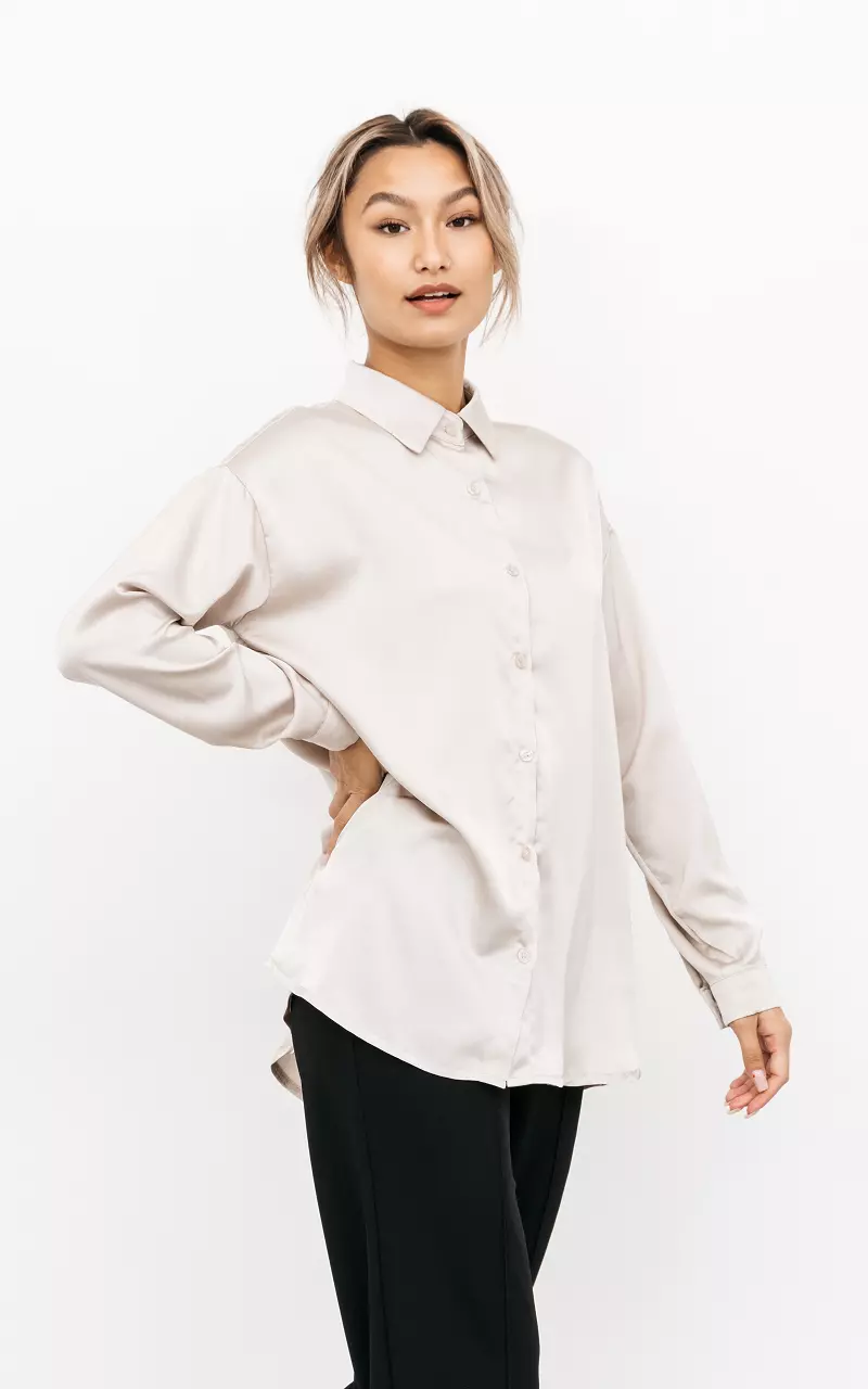 Satin-look blouse with buttons Champagne