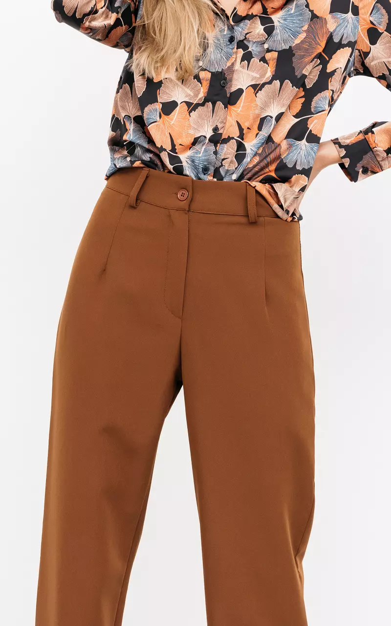 Flared pants with belt loops Cognac