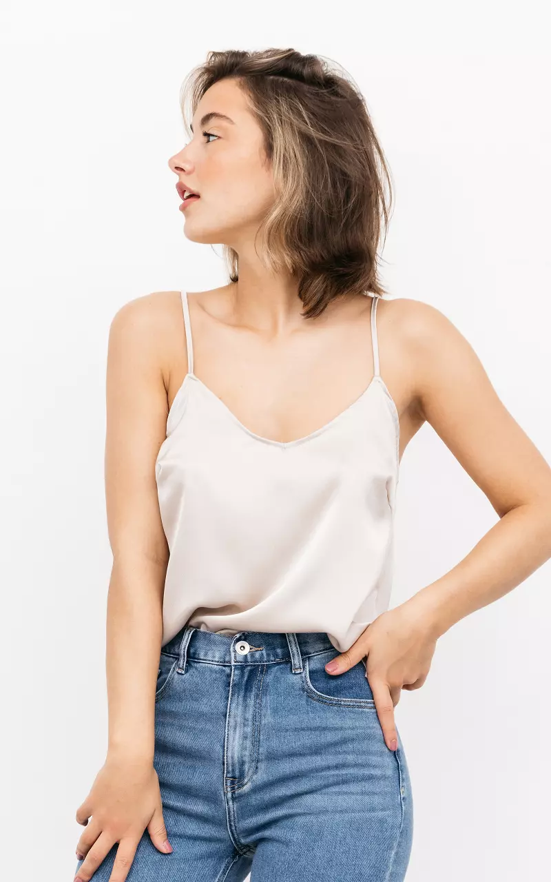Satin-look top with low back Champagne