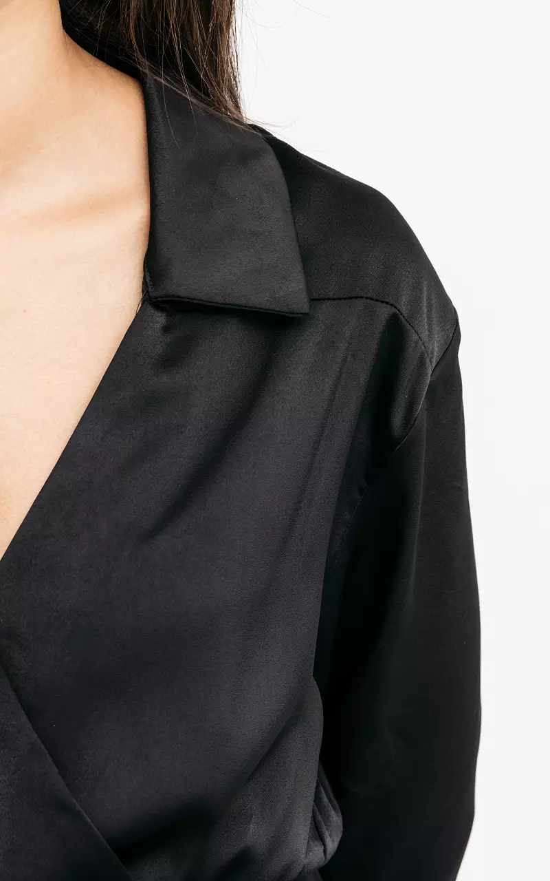Midi jurk met satijnen look Zwart