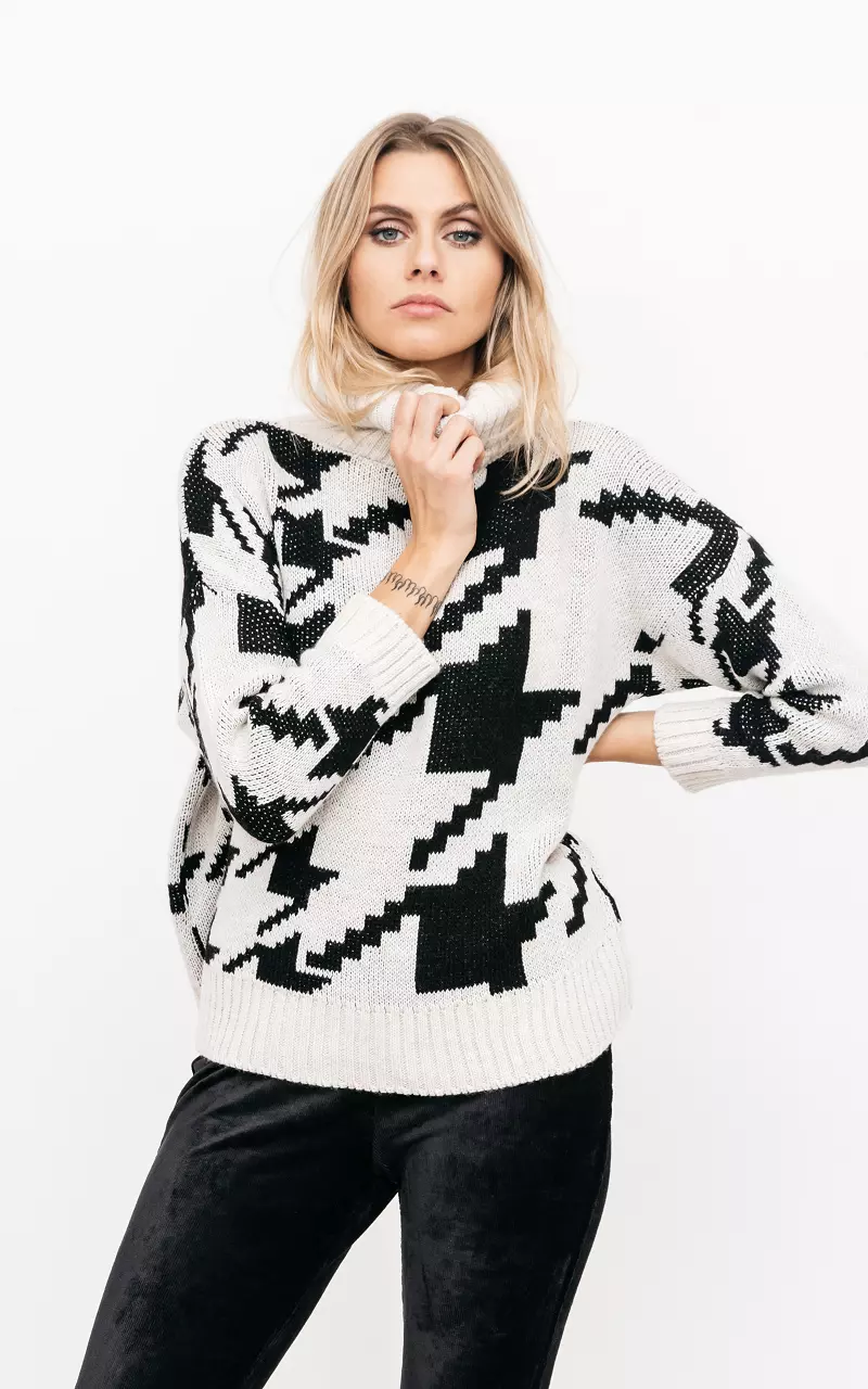 Turtleneck sweater Cream Black