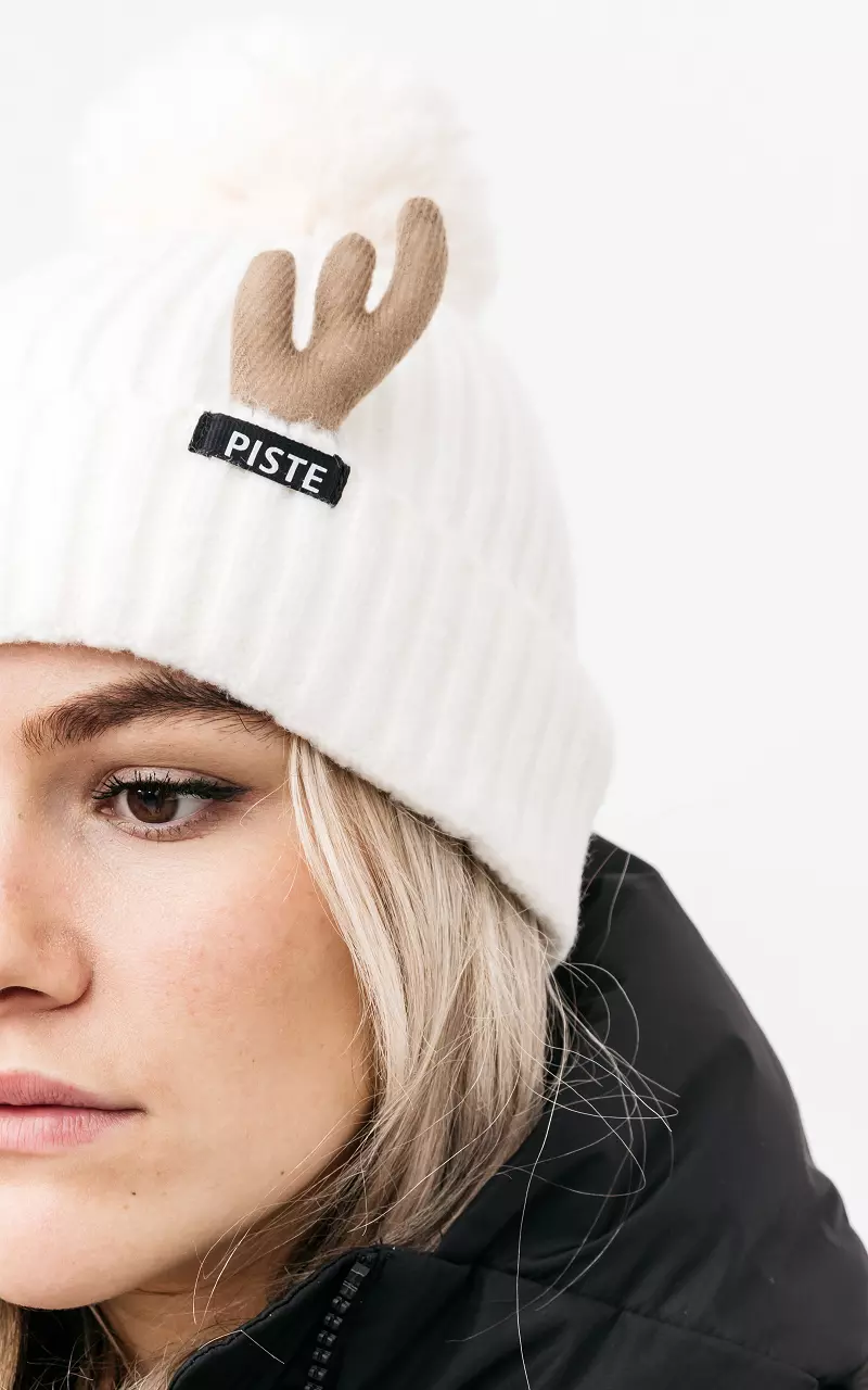 Fake fur beanie with antlers White
