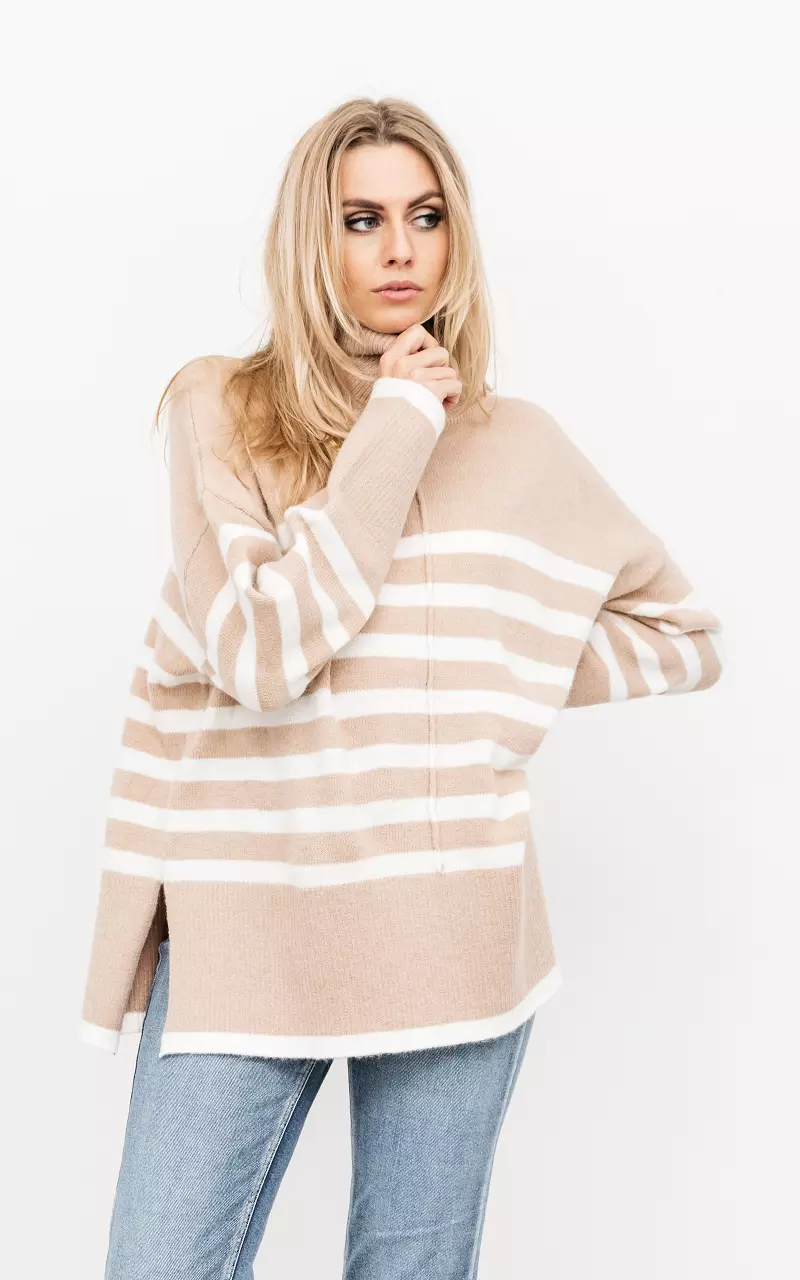 Oversized turtleneck with stripes Light Brown Cream