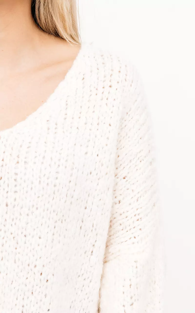 Knitted sweater with v-neck Cream