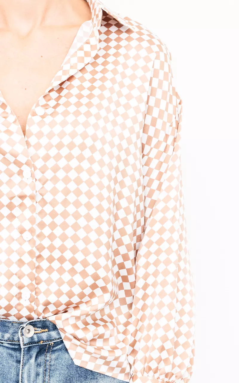 Satin-look blouse with checkered pattern White Light Brown