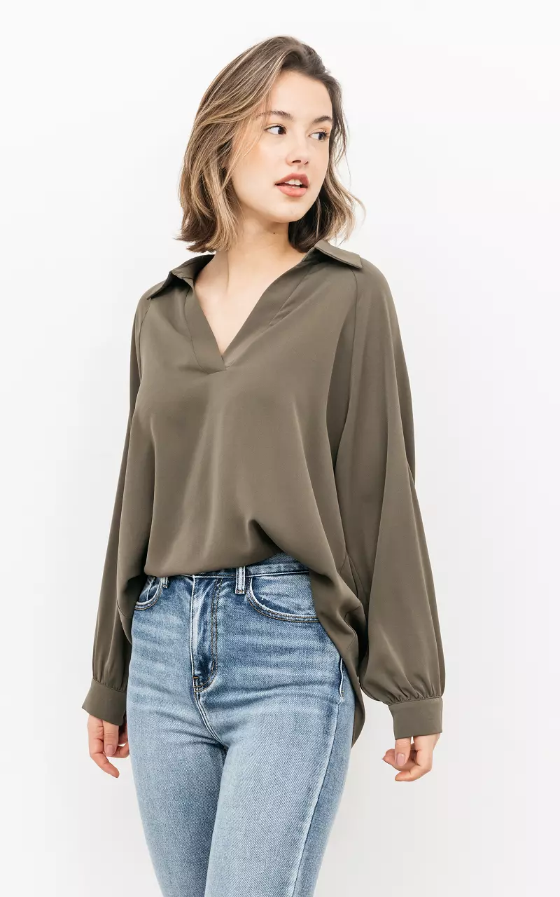 Oversized blouse met v-hals Groen