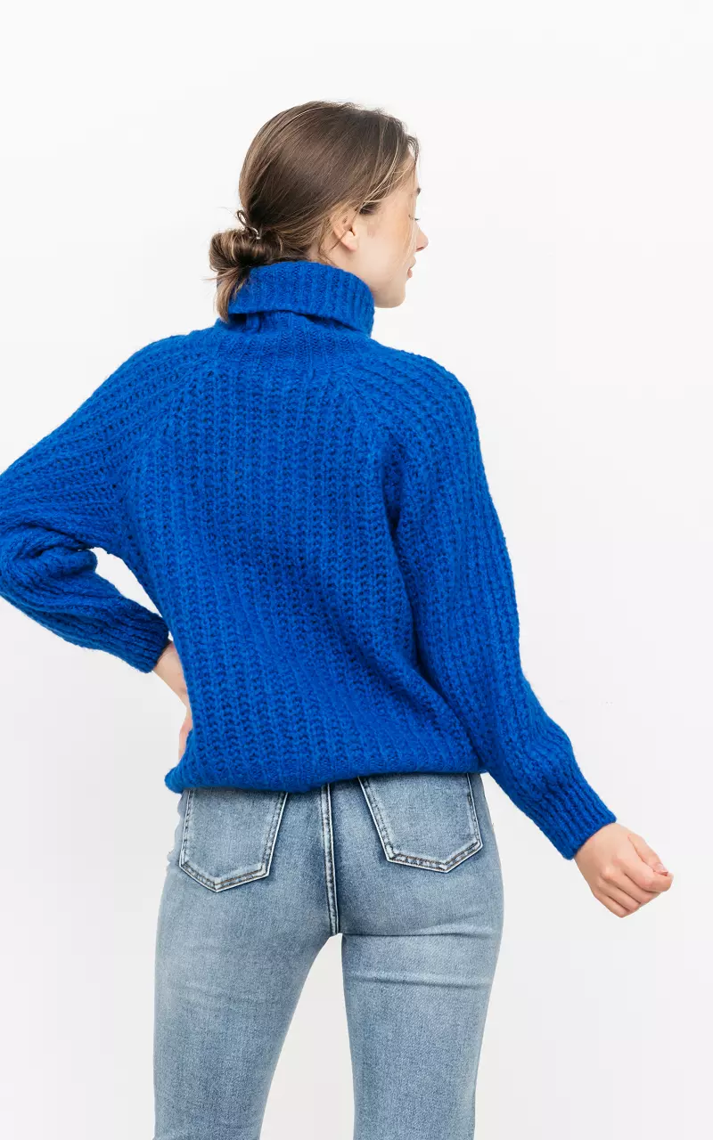 Grobstrick-Pullover mit Rollkragen Blau