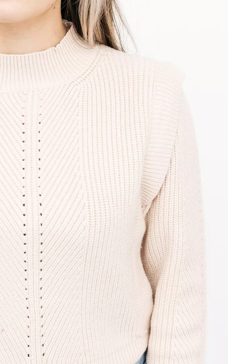 Pullover mit Schulterdetail Beige