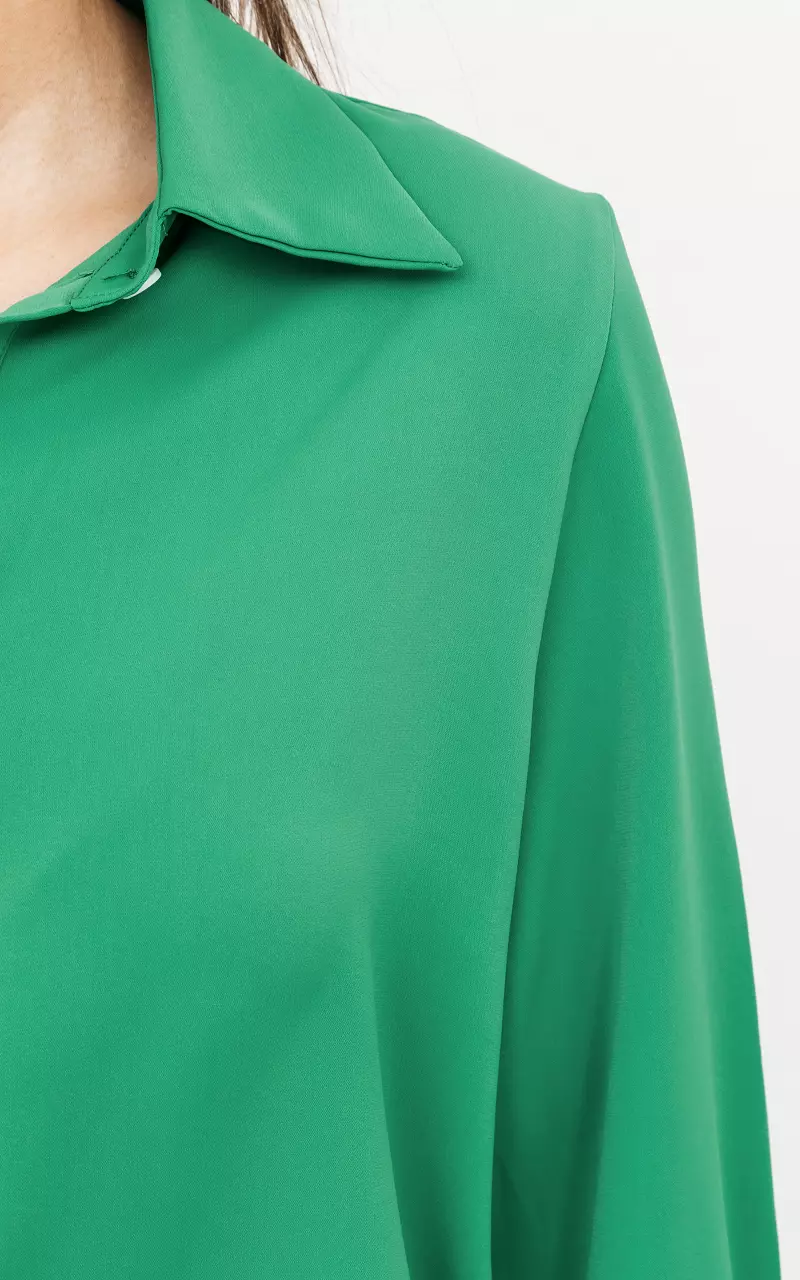 Basic Bluse mit Knöpfen Grün