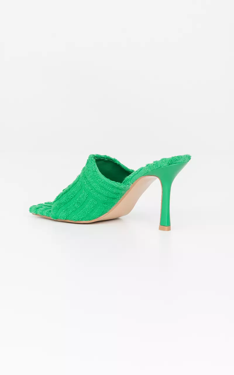Eckige Heels mit Struktur Grün