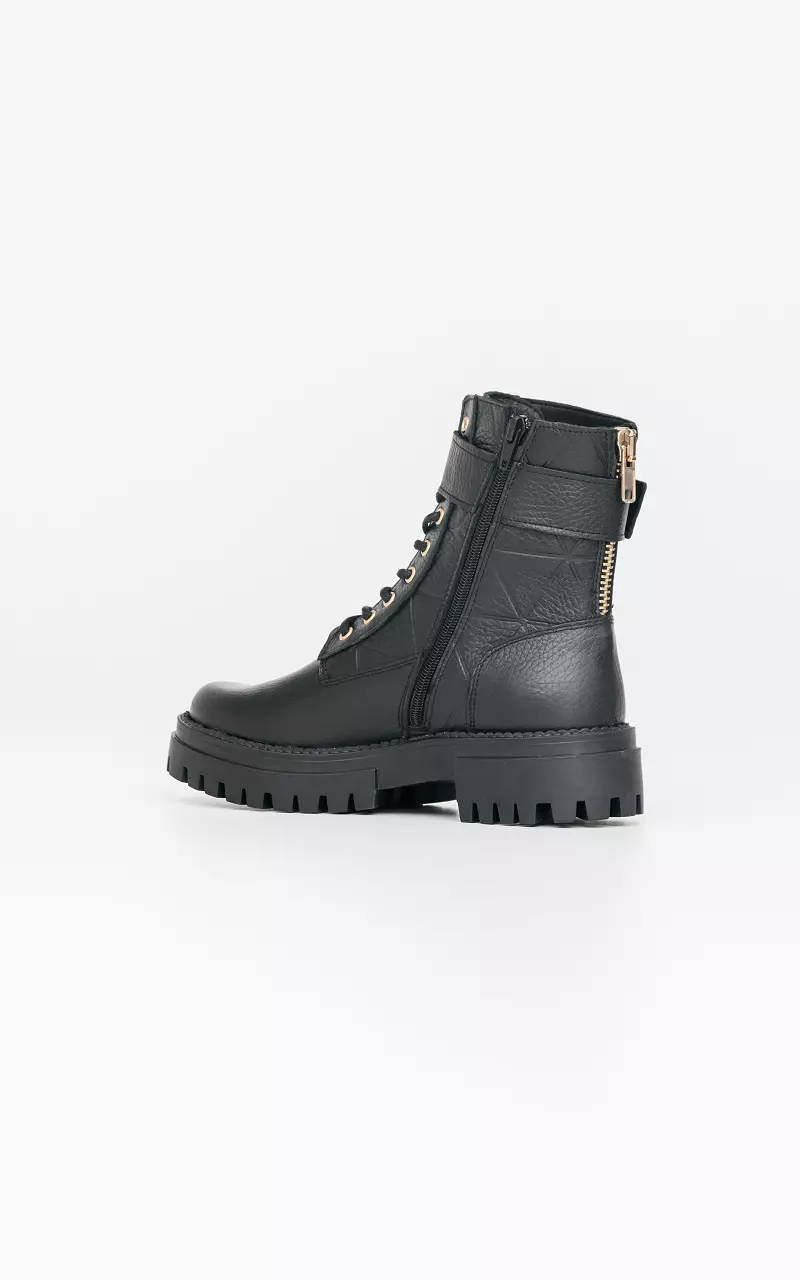 Leather boots with gold-coated details Black