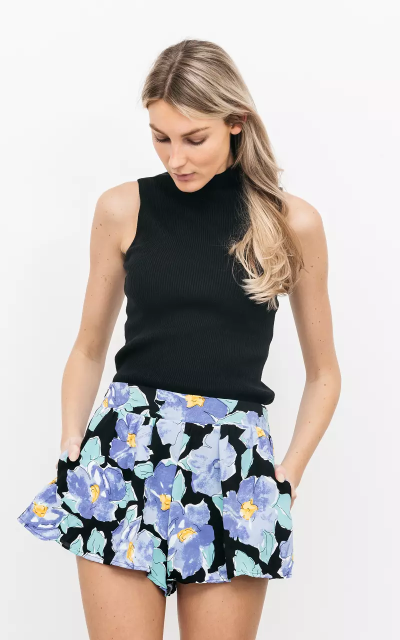 Shorts mit floralem Muster Schwarz Blau