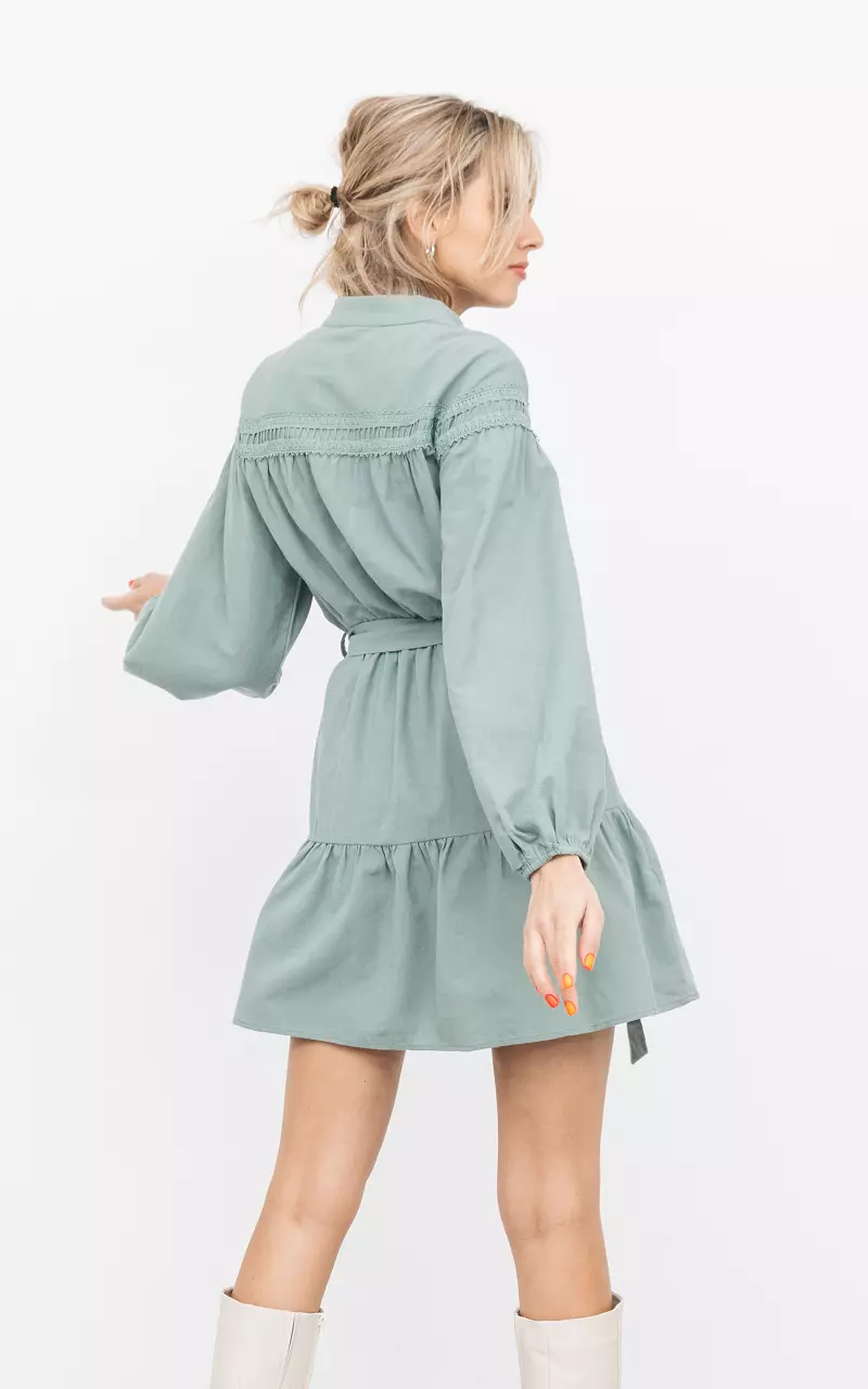 Dress with buttons and waist tie Mint