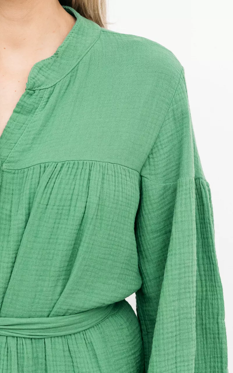 Losvallende jurk met strikdetail Groen